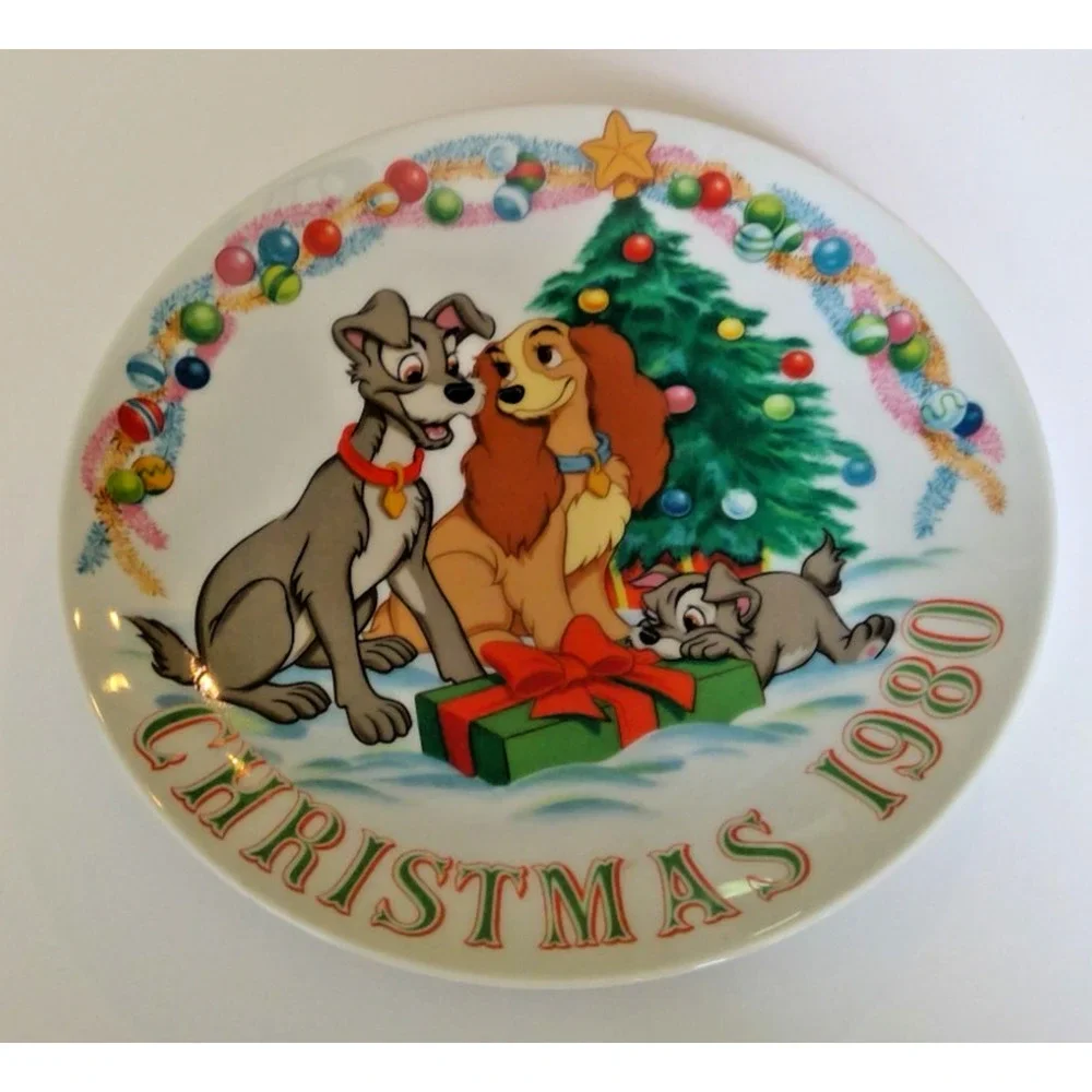 WALT DISNEY THIRD EDITION CHRISTMAS 1979. 1980, 1981 DECORATIVE PLATES- VINTAGE